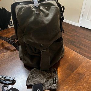 Filson Tincloth Journeyman Backpack